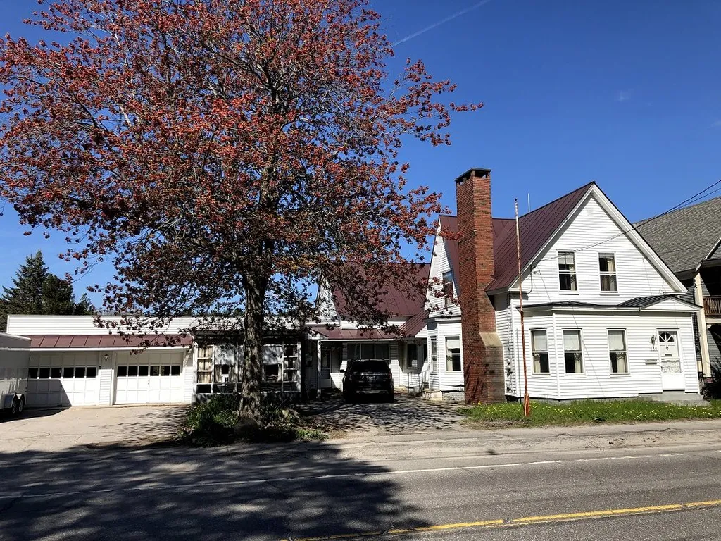 169 S Main Street Newport NH 03773