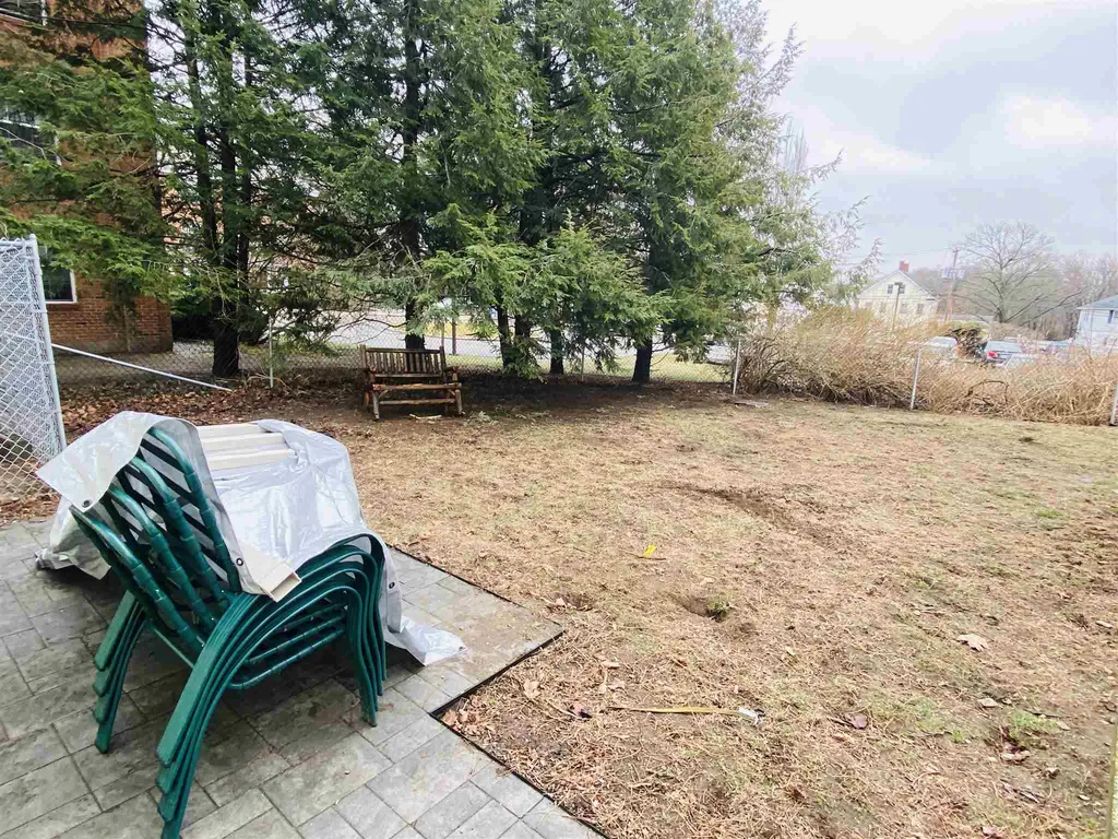 11 Dearborn Avenue Hampton NH 03842