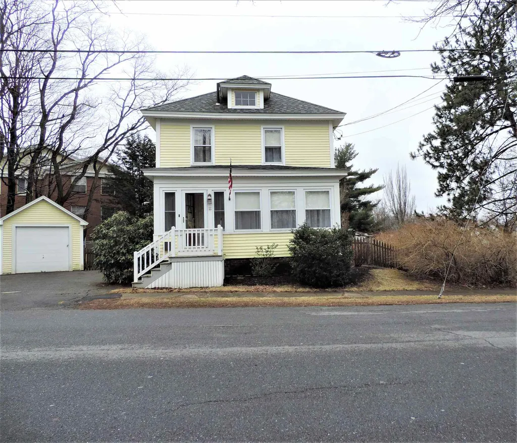 11 Dearborn Avenue Hampton NH 03842