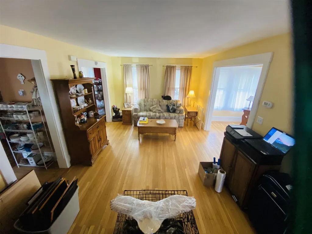 11 Dearborn Avenue Hampton NH 03842