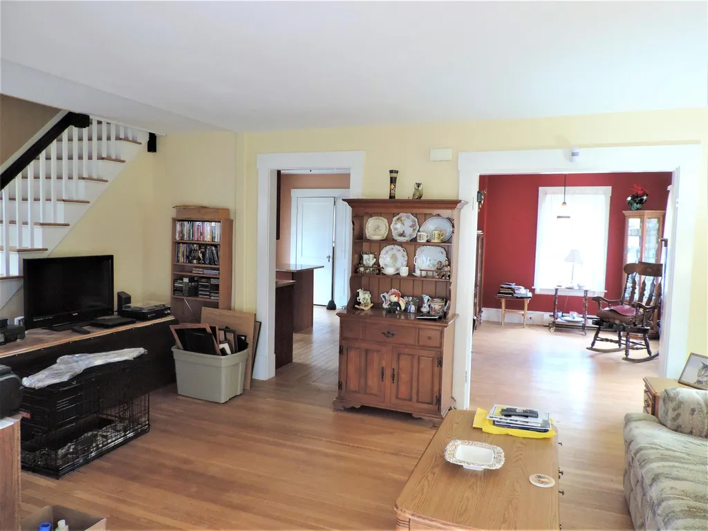 11 Dearborn Avenue Hampton NH 03842