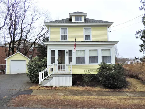 11 Dearborn Avenue Hampton NH 03842
