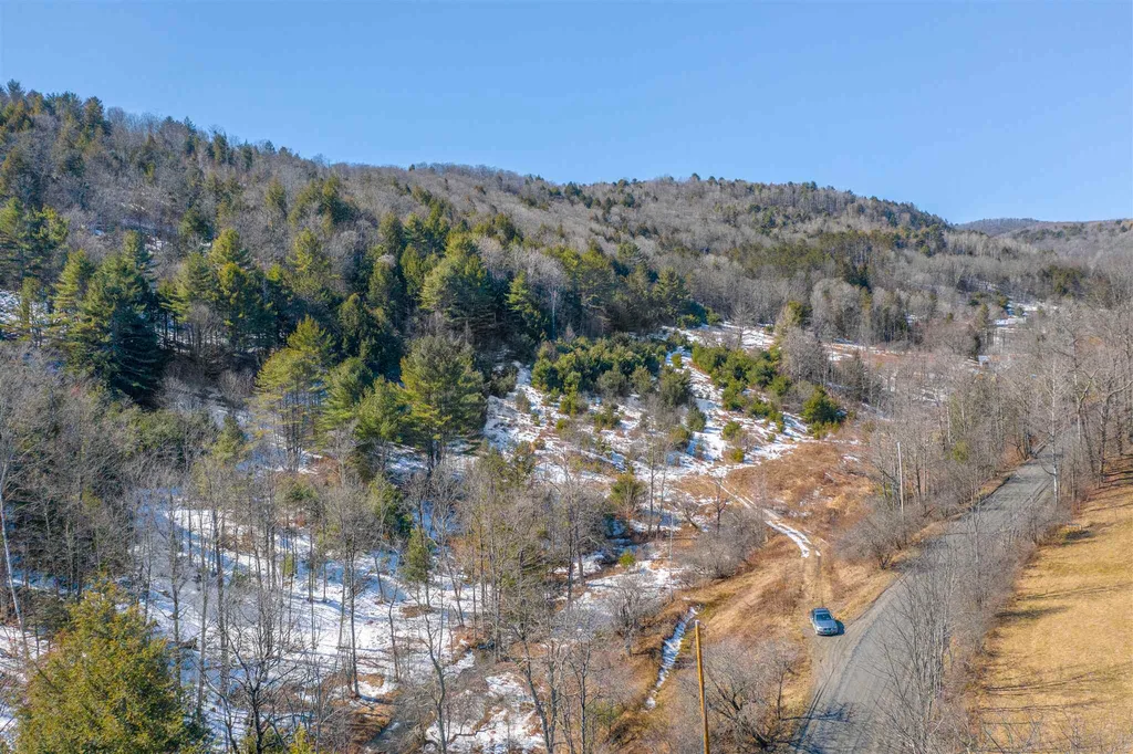 113 Spring Road Tunbridge VT 05077