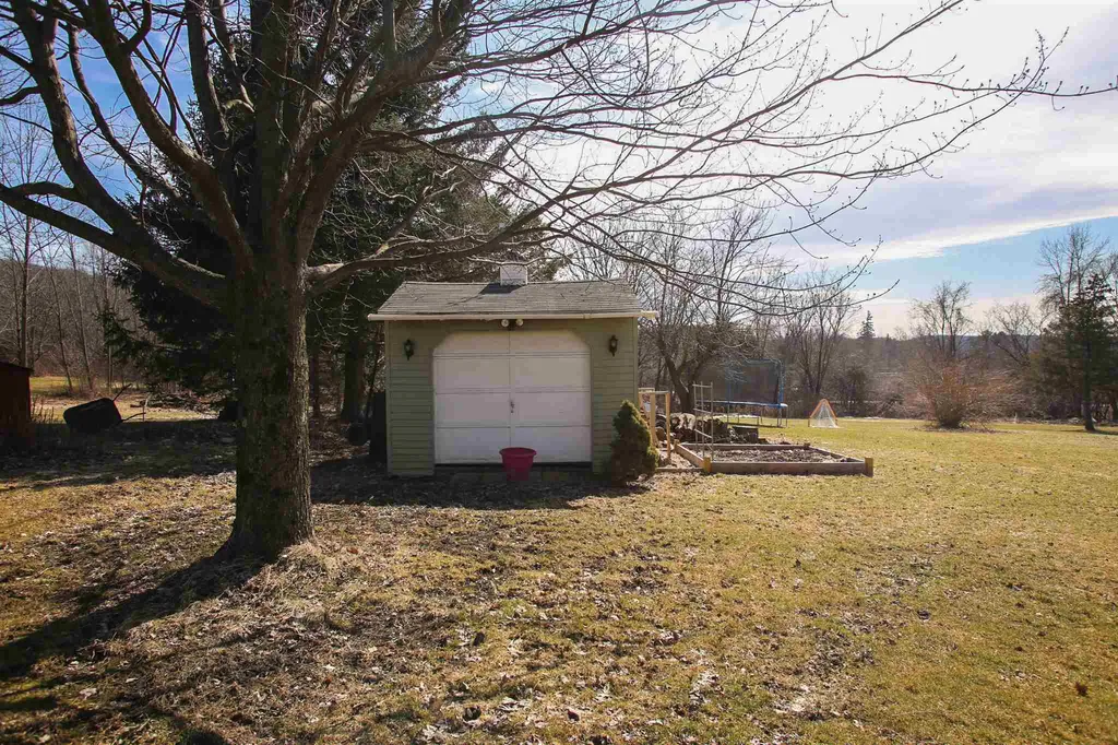 314 Richmond Road Hinesburg VT 05461