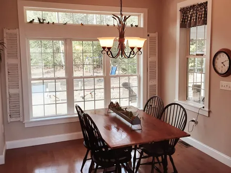 18 Swan Circle Concord NH 03301