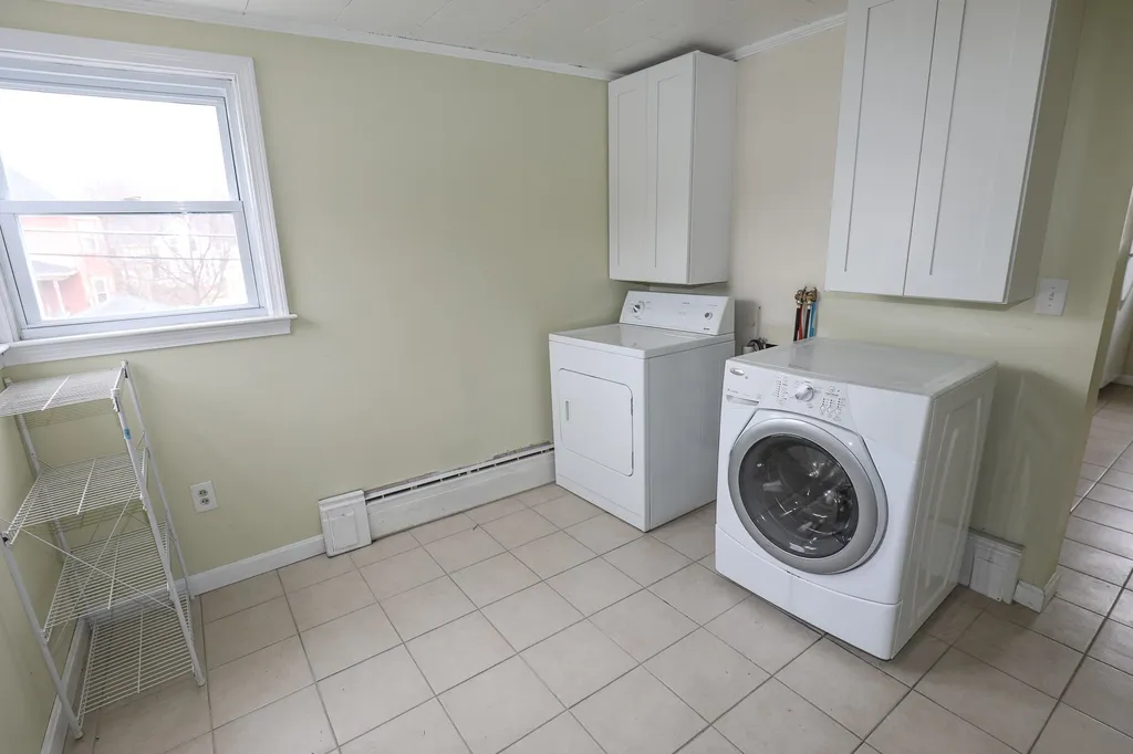 893 Union Street Manchester NH 03104