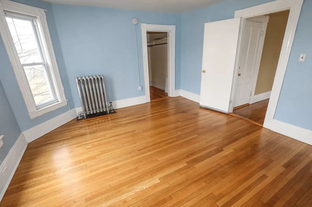 893 Union Street Manchester NH 03104
