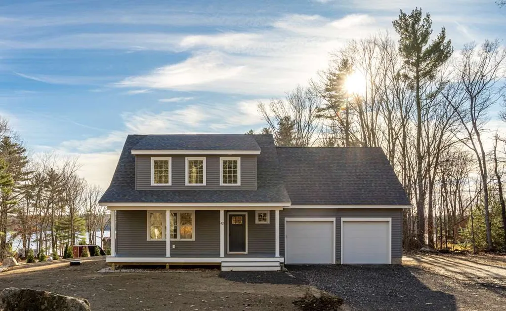 42 Knowles Drive Barrington NH 03825