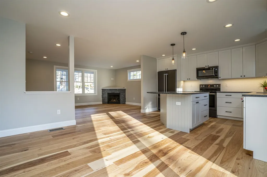 42 Knowles Drive Barrington NH 03825