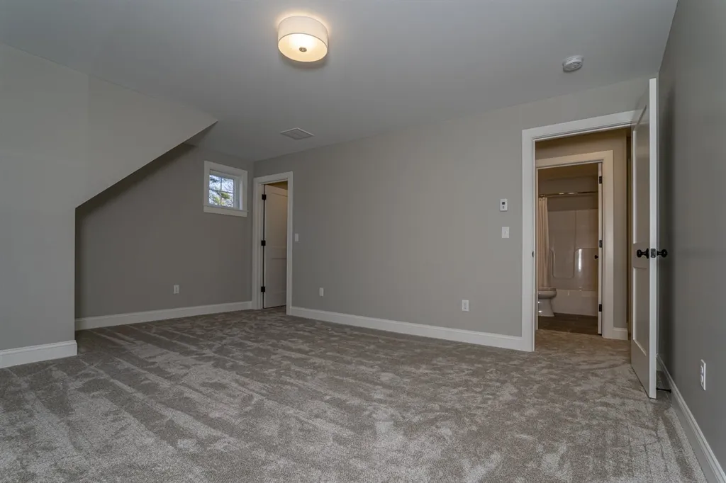 42 Knowles Drive Barrington NH 03825