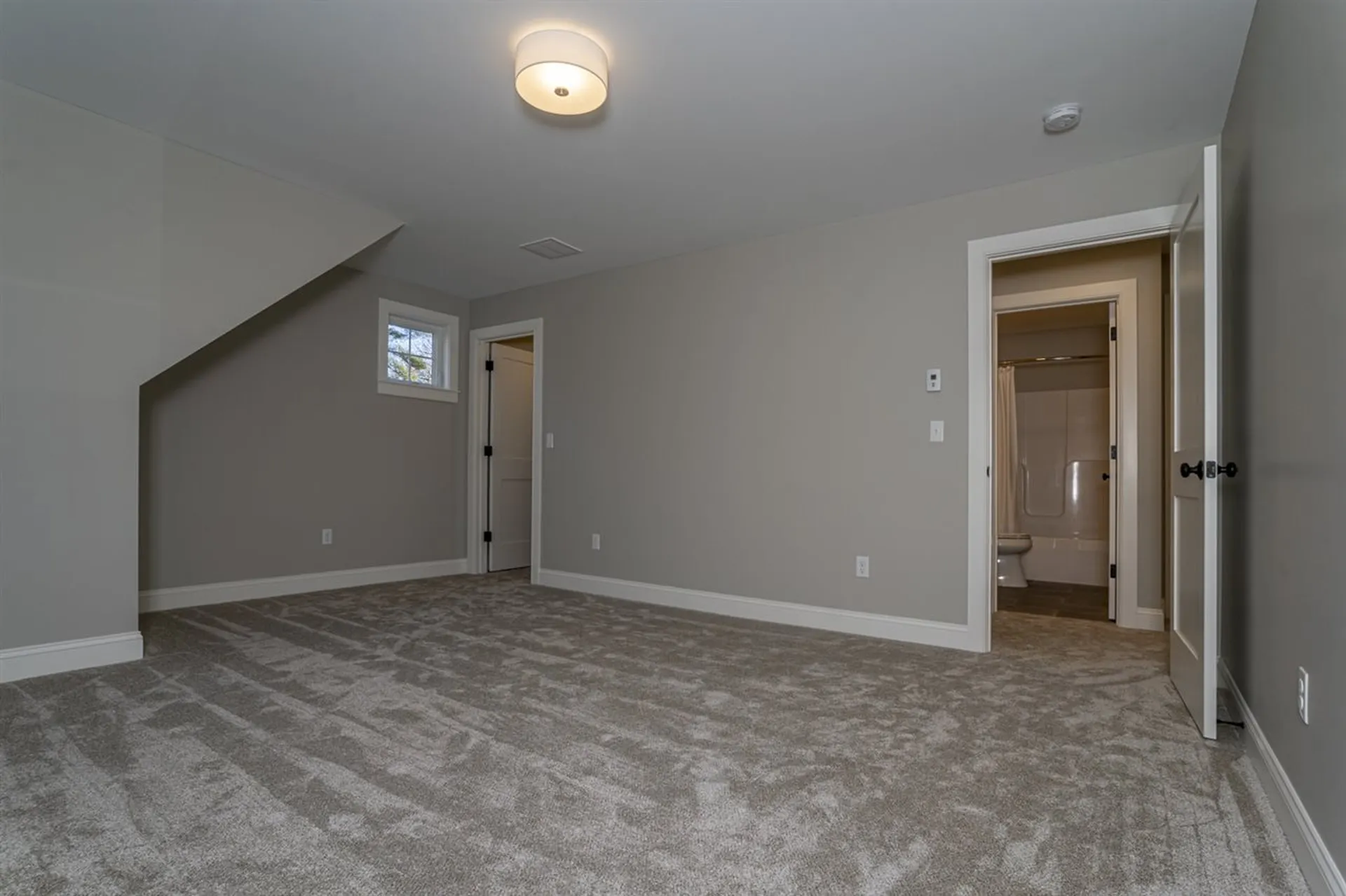 42 Knowles Drive Barrington NH 03825