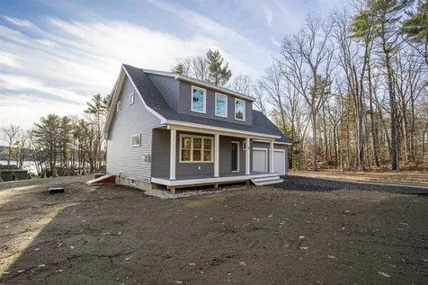 42 Knowles Drive Barrington NH 03825
