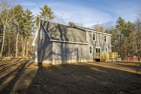 42 Knowles Drive Barrington NH 03825