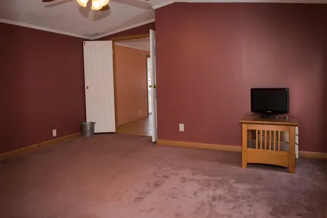 5 Cherry Street Belmont NH 03220