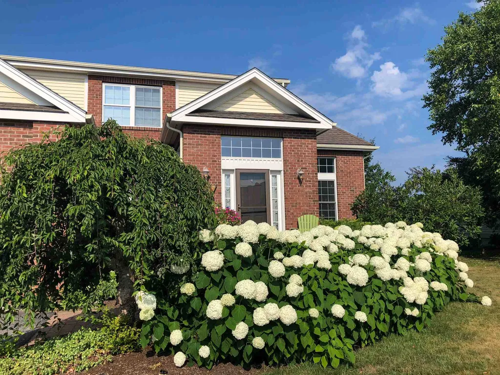 5 Vale Drive South Burlington VT 05403
