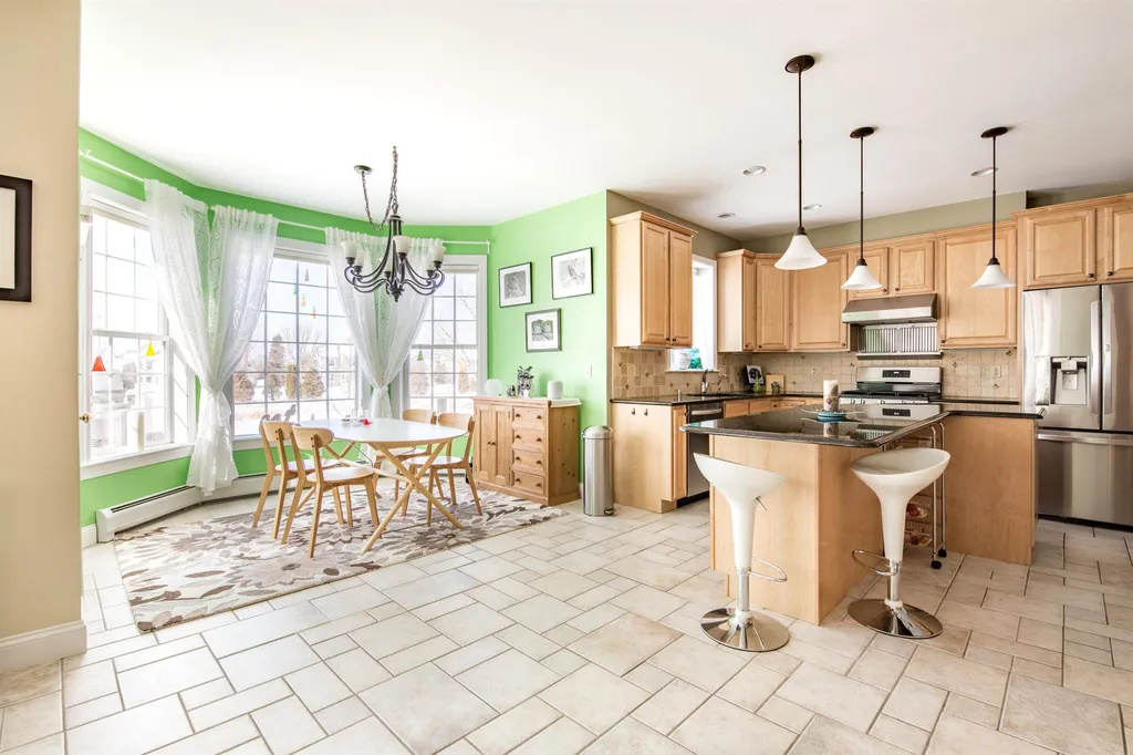 5 Vale Drive South Burlington VT 05403