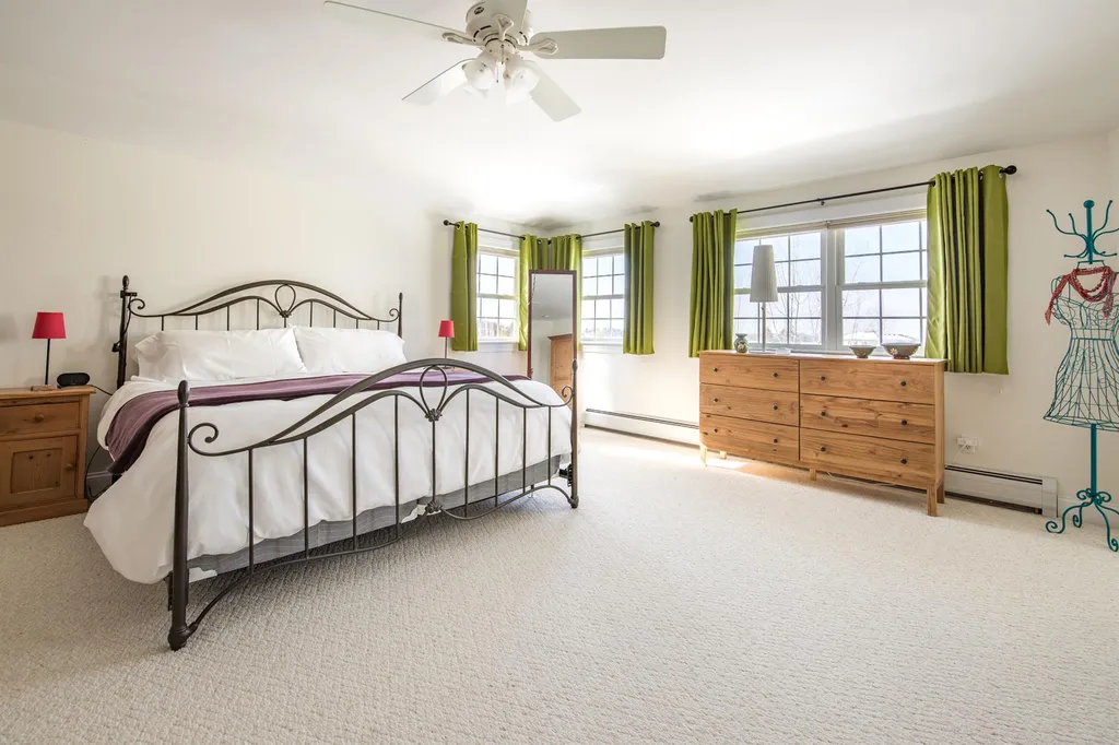 5 Vale Drive South Burlington VT 05403