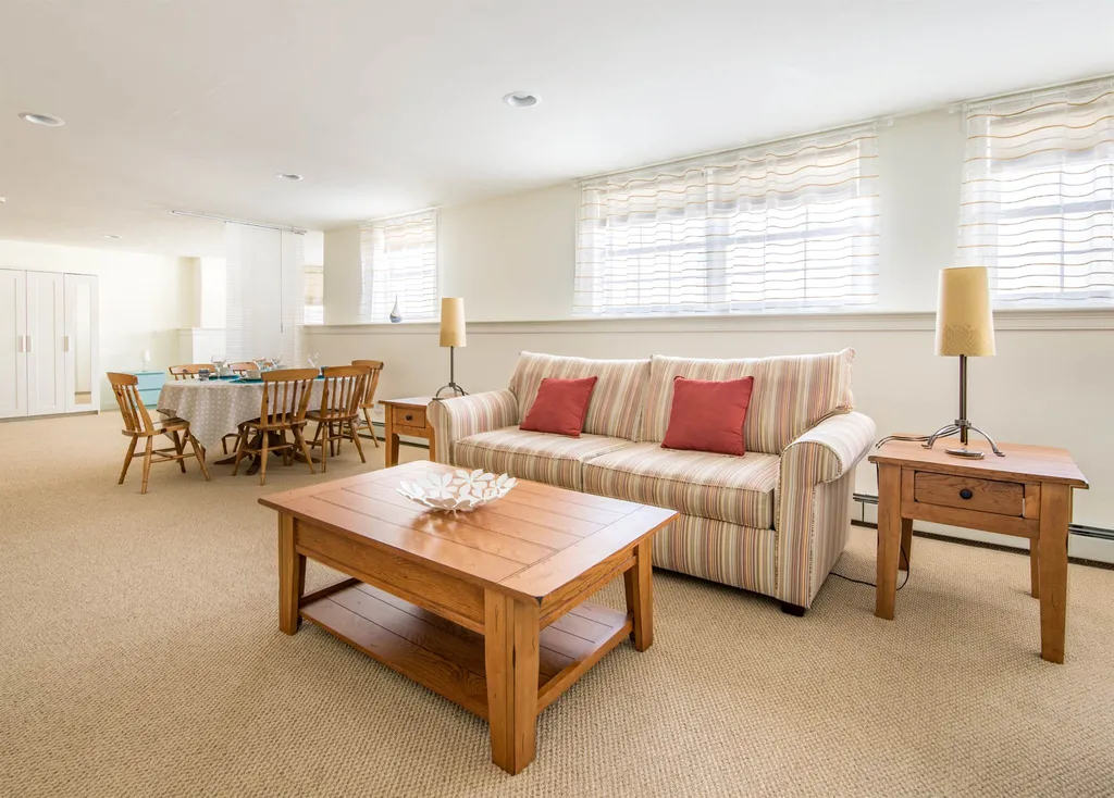 5 Vale Drive South Burlington VT 05403