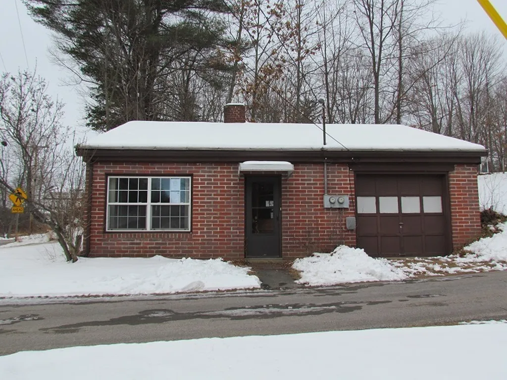 57 Weare Road Henniker NH 03242