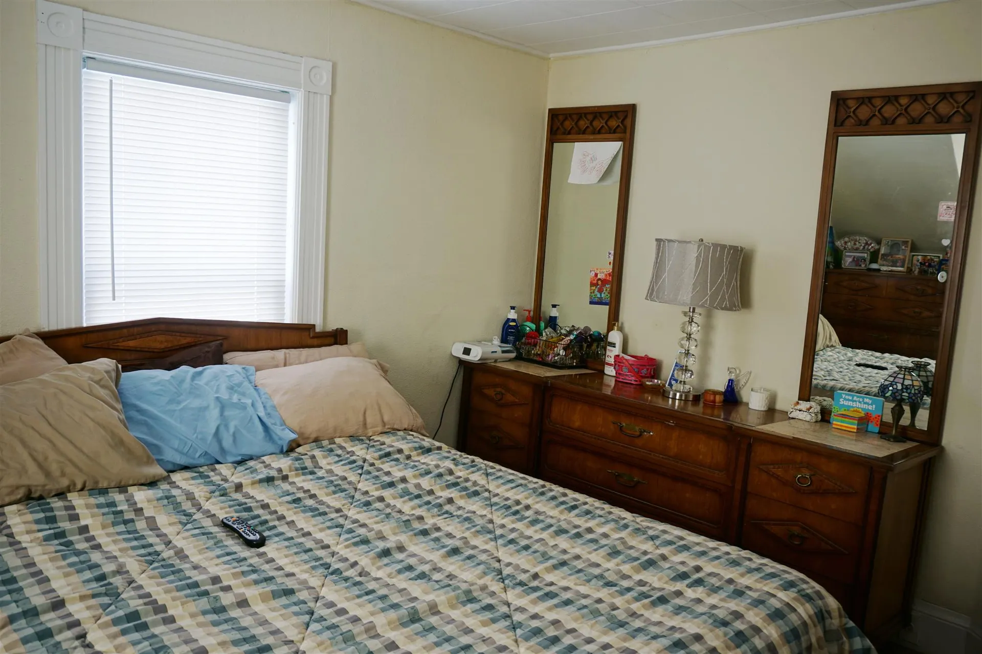 12 Woodland Avenue Laconia NH 03246