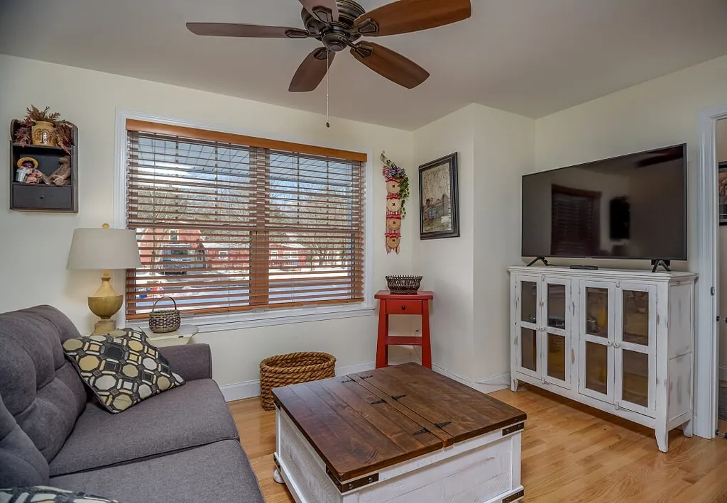 63 Stackpole Road Somersworth NH 03878