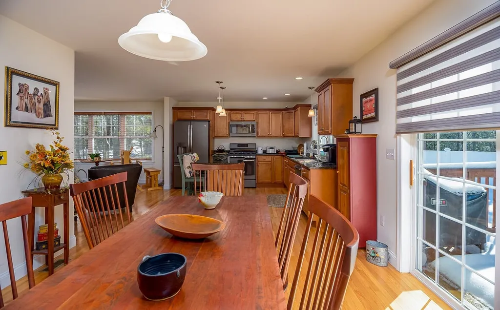 63 Stackpole Road Somersworth NH 03878