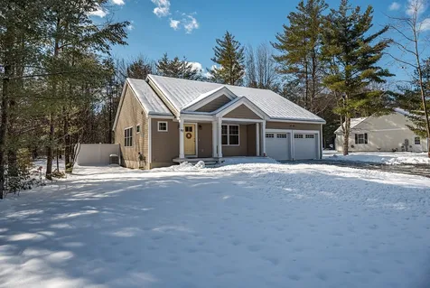63 Stackpole Road Somersworth NH 03878