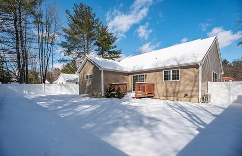 63 Stackpole Road Somersworth NH 03878