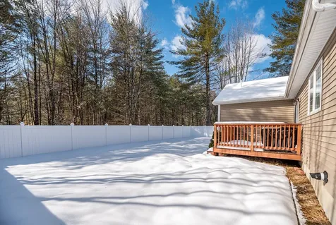 63 Stackpole Road Somersworth NH 03878