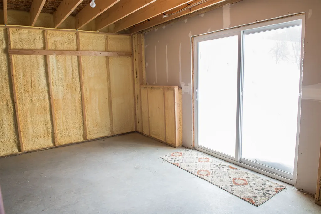 37 Lochmoor Road Fairfax VT 05454