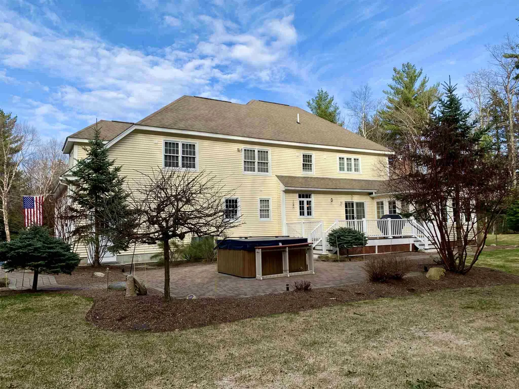 4 Ogden Drive Bow NH 03304