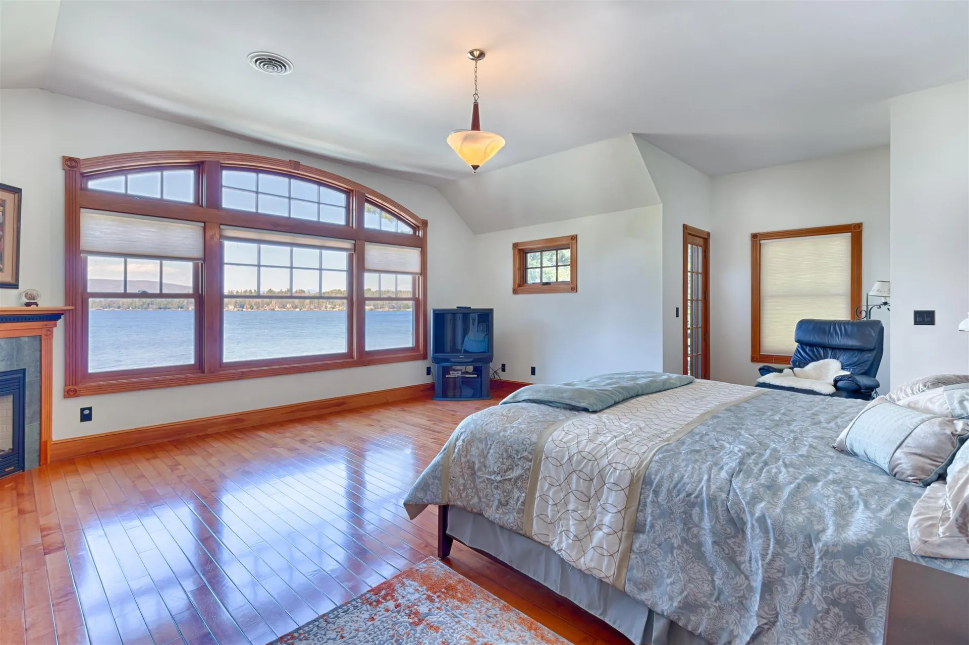 124 Hauser Estates Road Moultonborough NH 03254