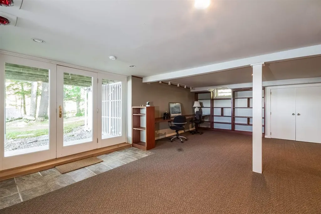 21 Viewpoint Drive Wolfeboro NH 03894