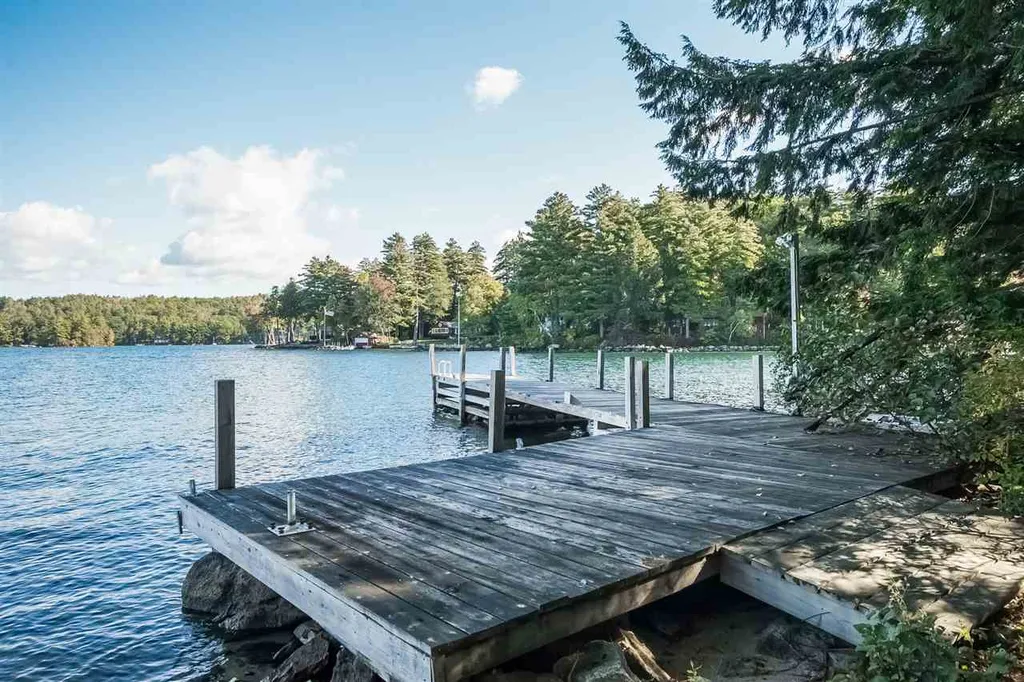 21 Viewpoint Drive Wolfeboro NH 03894