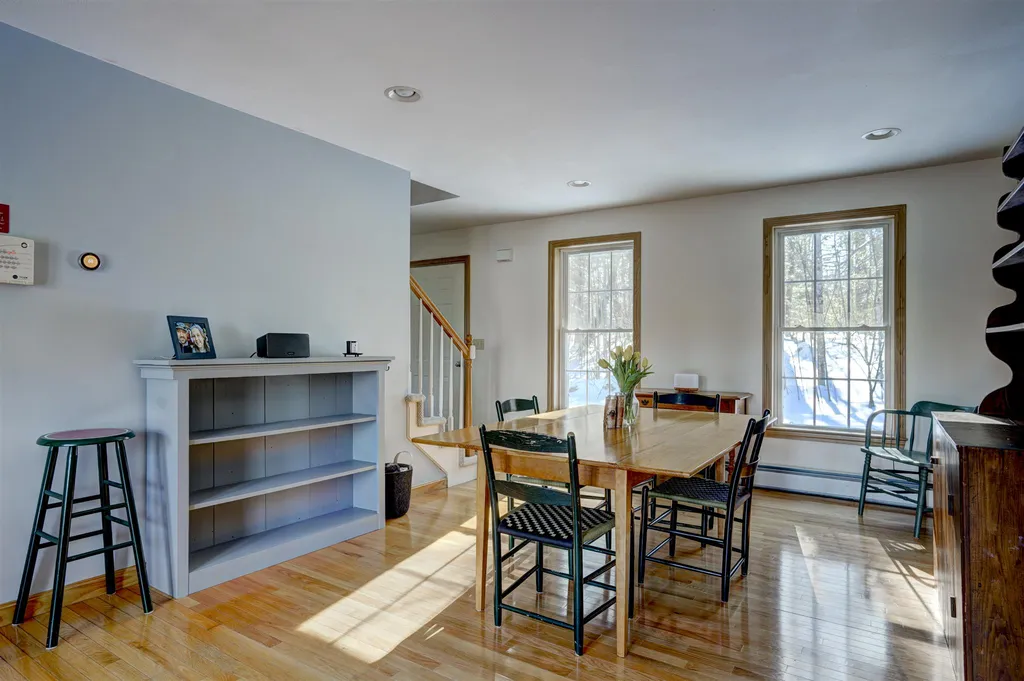 539 Old County Road Deering NH 03244