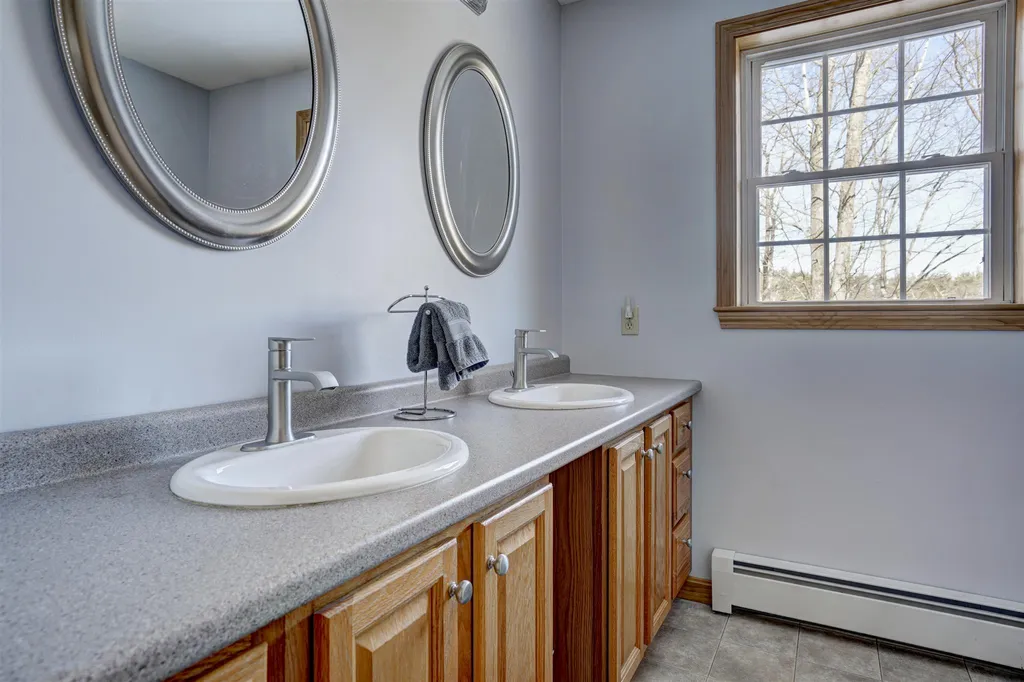 539 Old County Road Deering NH 03244