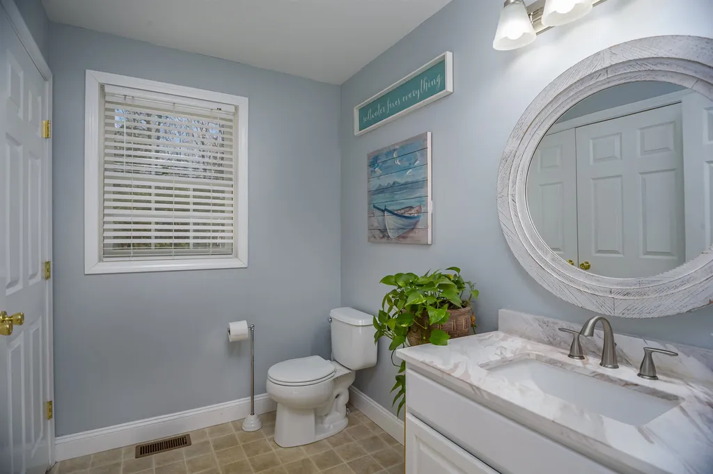 79 Sky View Drive Farmington NH 03835