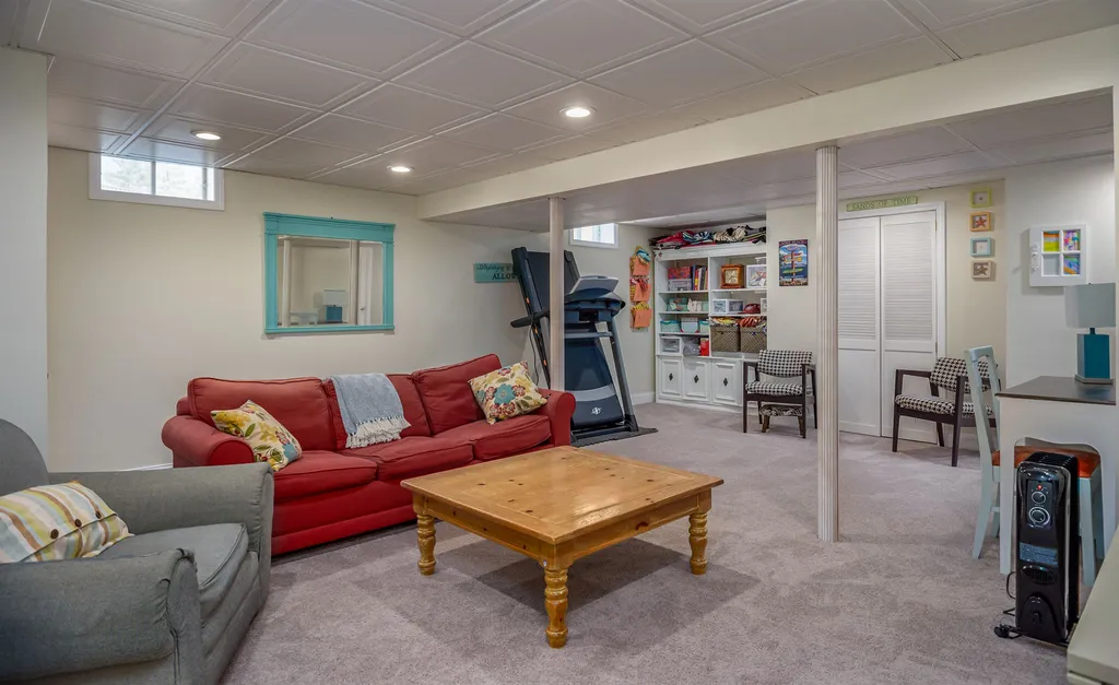 79 Sky View Drive Farmington NH 03835