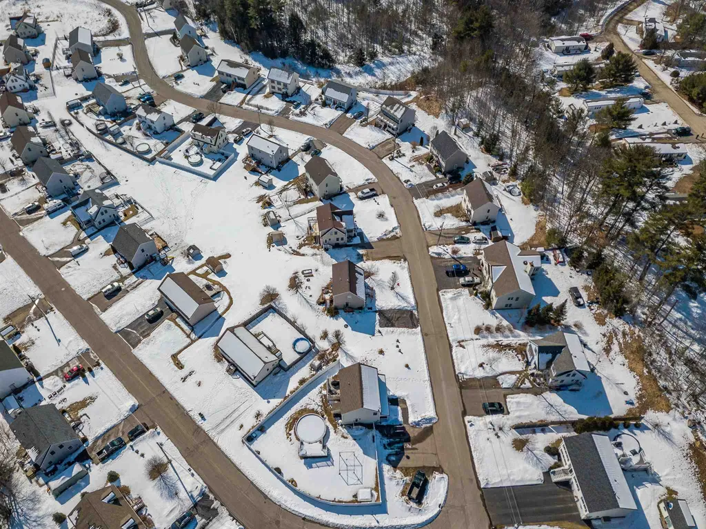 79 Sky View Drive Farmington NH 03835