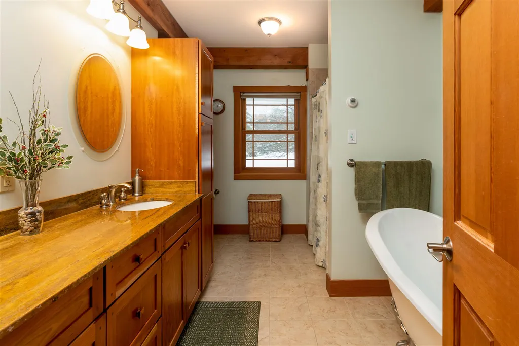 3152 Centerville Road Hyde Park VT 05655