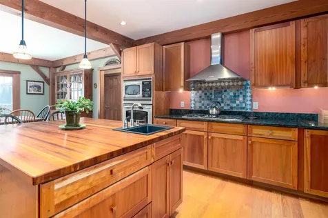 3152 Centerville Road Hyde Park VT 05655