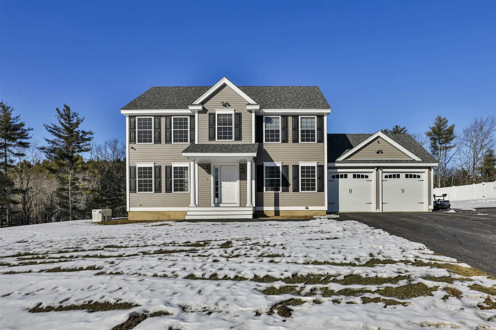 3 Sandybrook Drive Raymond NH 03077-2089