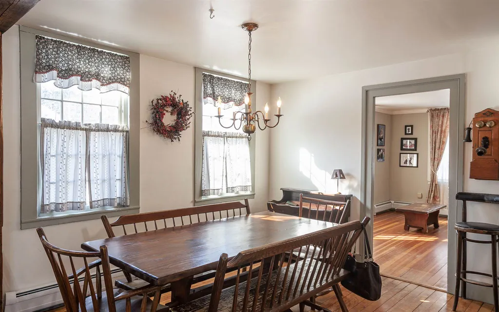 15 Elm Street Walpole NH 03608