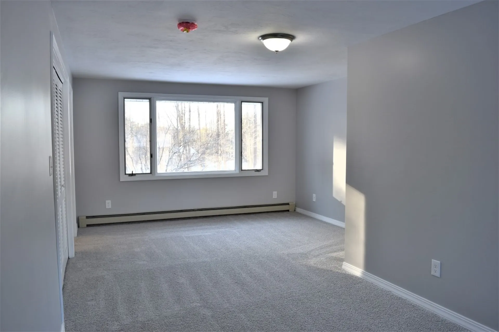 39 Fox Run Lane New London NH 03257