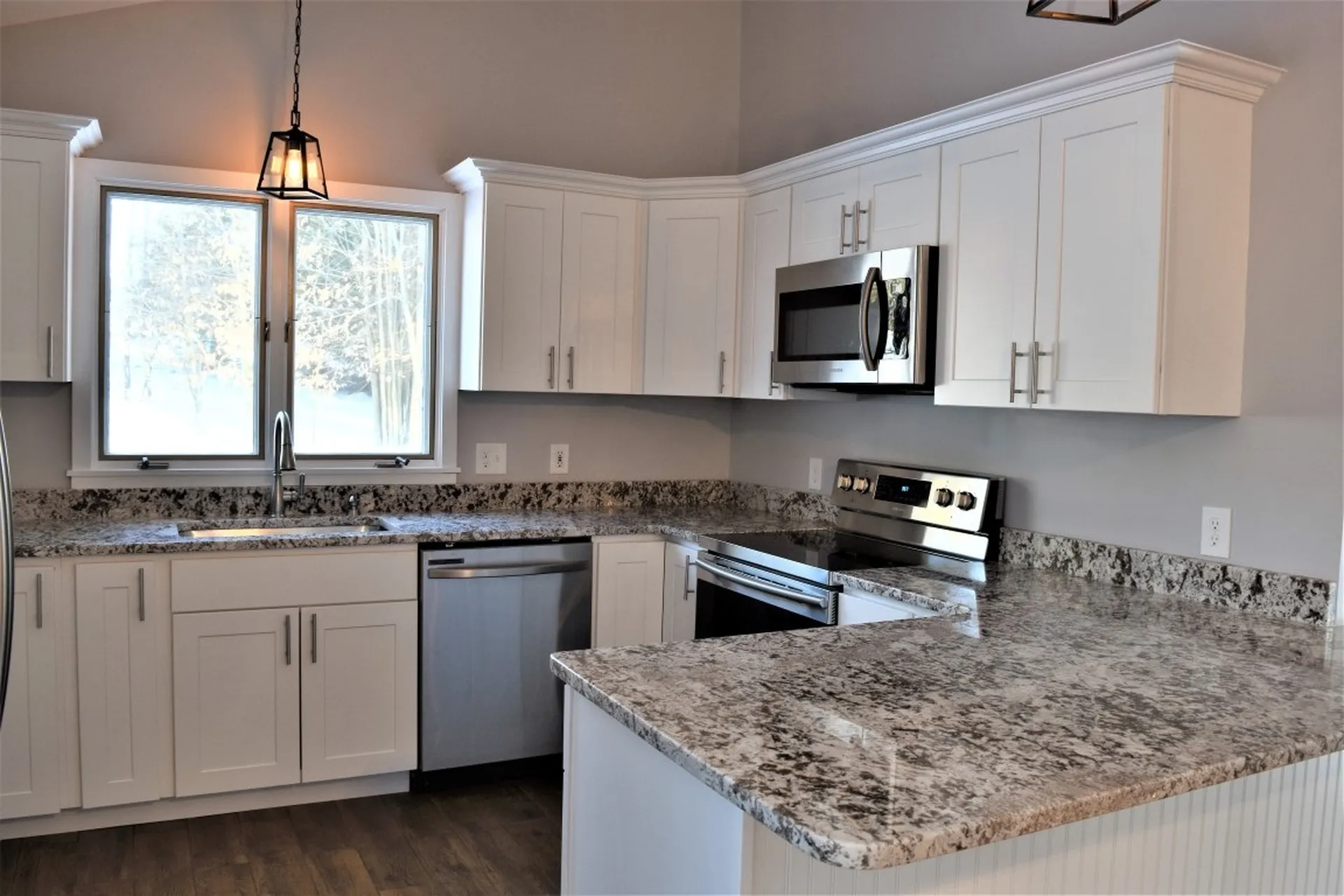 39 Fox Run Lane New London NH 03257