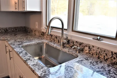 39 Fox Run Lane New London NH 03257