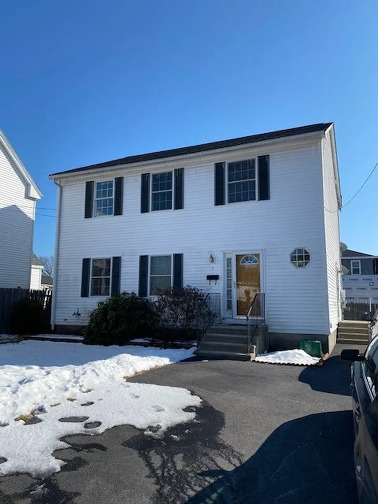 5 Merrill Street Nashua NH 03060