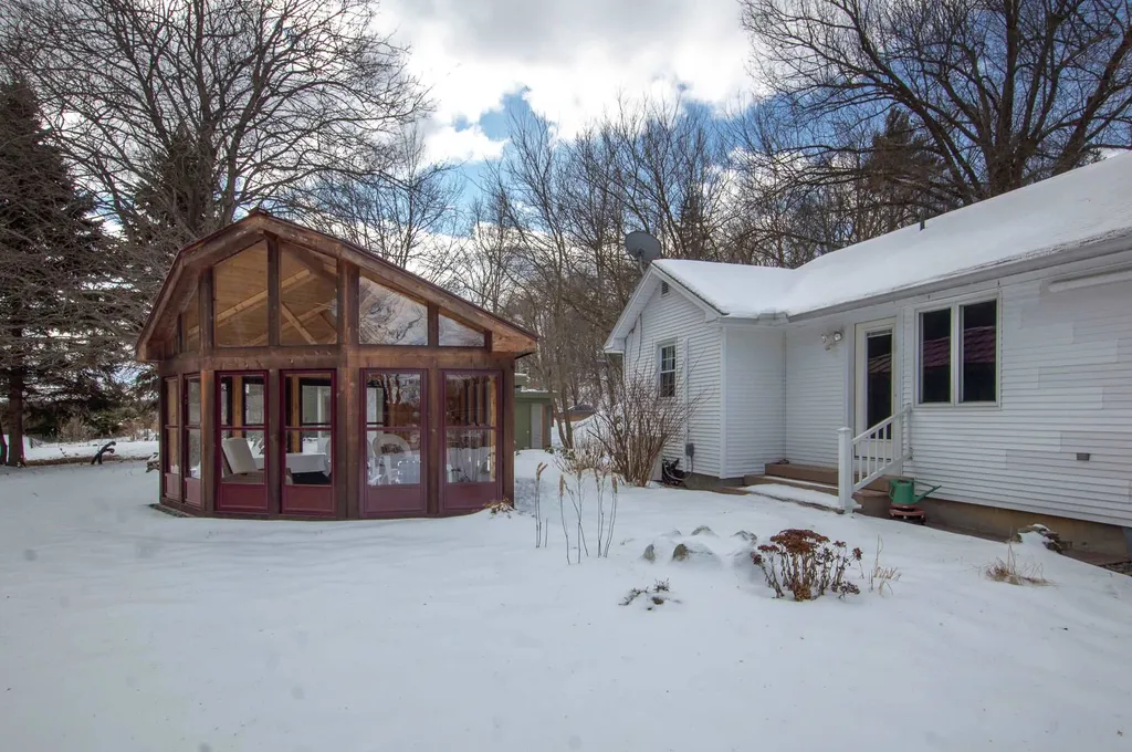 109 Wantastiquet Drive Brattleboro VT 05301