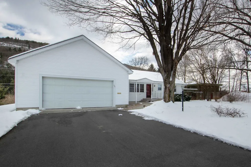 109 Wantastiquet Drive Brattleboro VT 05301