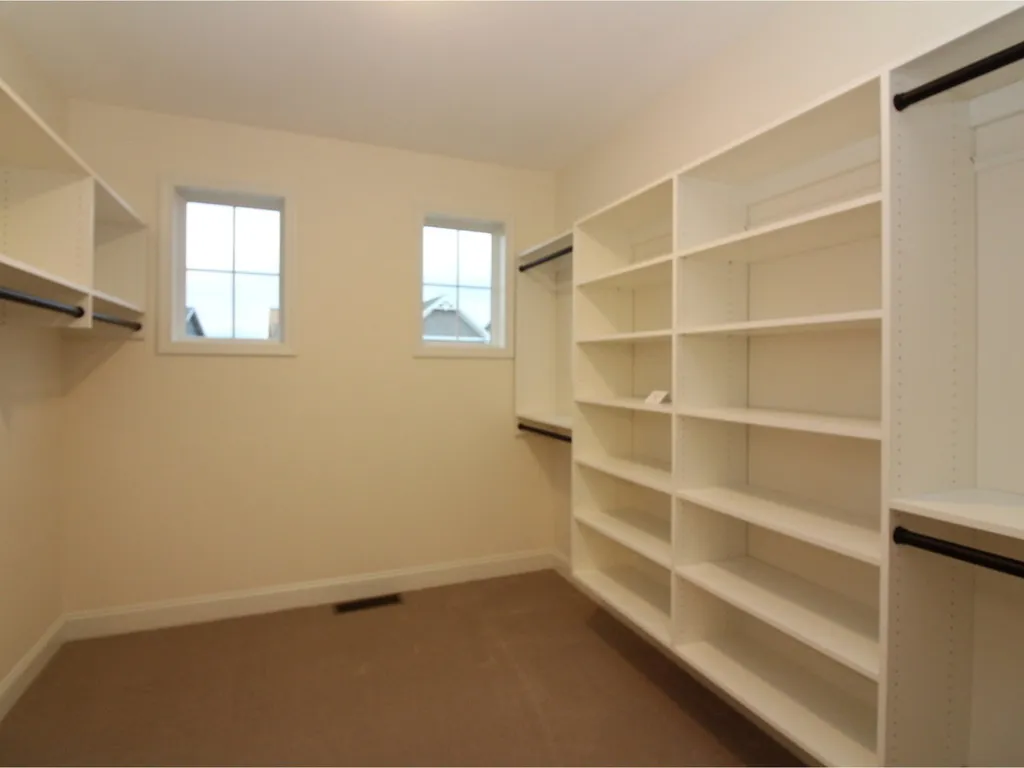 31 Ledge Way South Burlington VT 05403